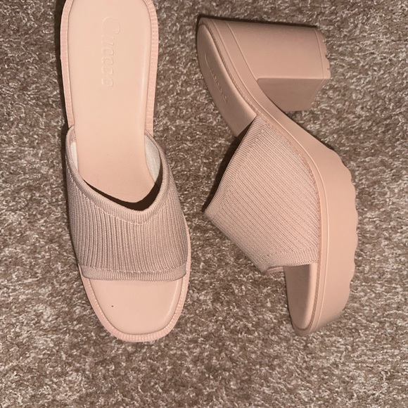 Size 9, beige platform sandal heels. Brand new, never worn. - Picture 2 of 2